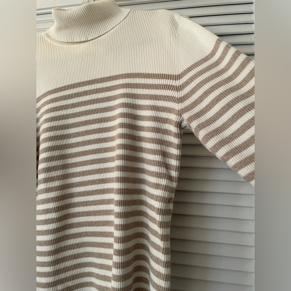 Liz Claiborne Misses L ivory tan stripe gold flecks soft cotton knit sweater top - Picture 5 of 7